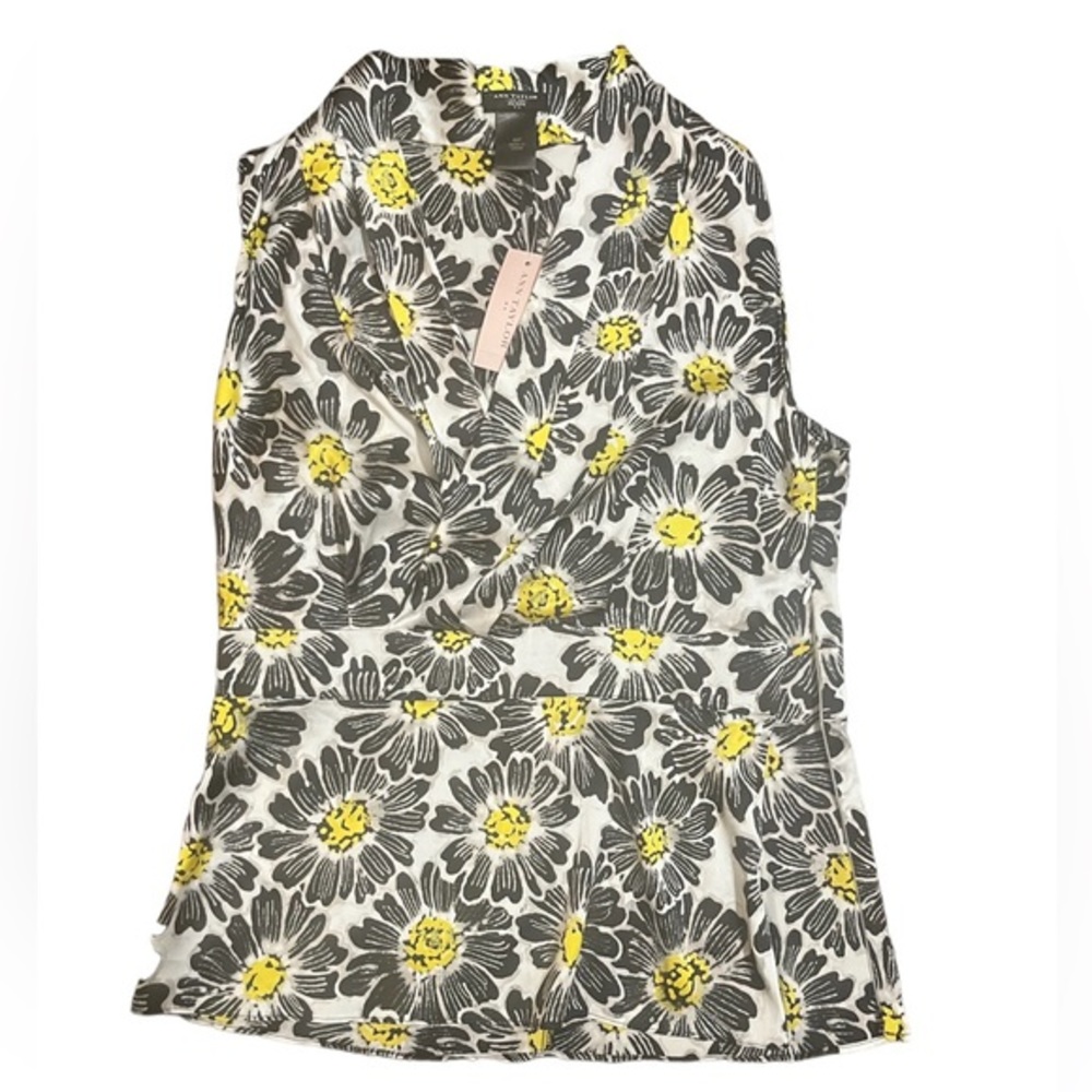 Ann Taylor Floral Sleeveless Blouse (00P)